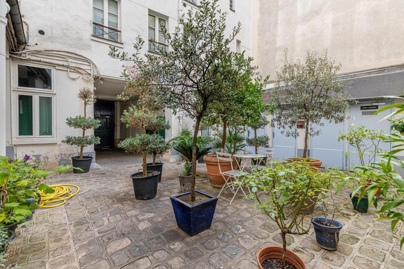 Guestready - Elysee Palace Marble Haven Paris Luaran gambar